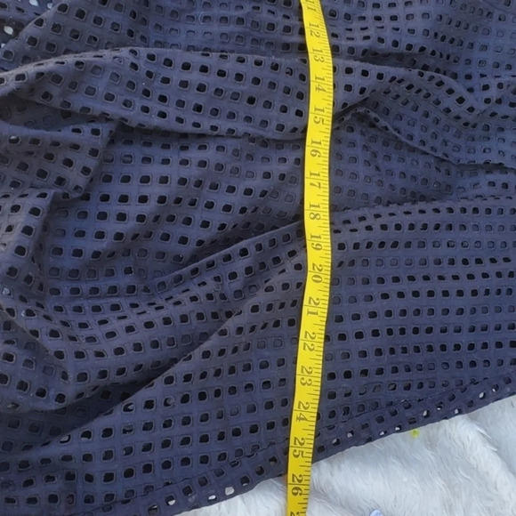 Vince Camuto lined eyelit skirt 6 - Picture 7 of 11